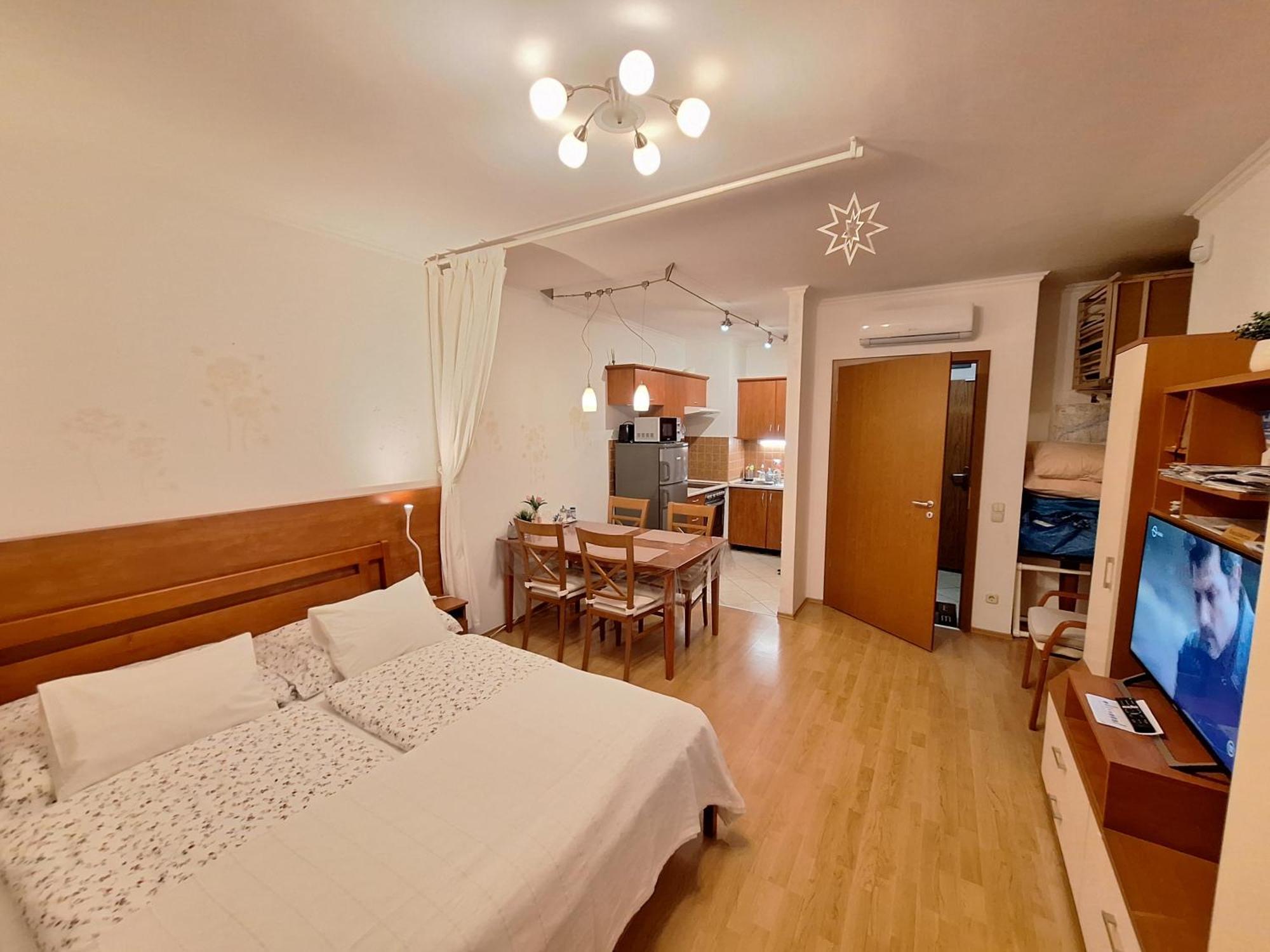 Sunny Apartman Siofok Bagian luar foto