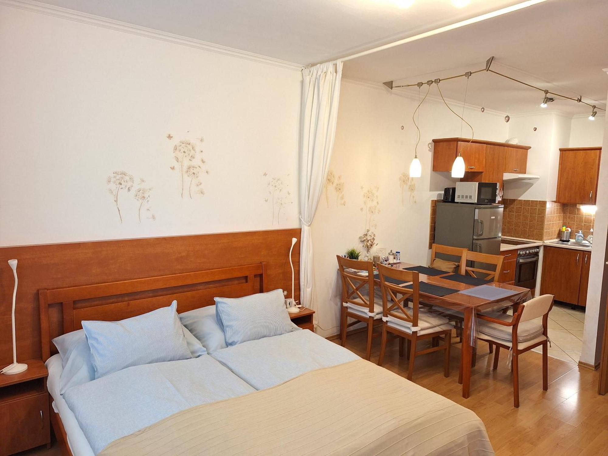 Sunny Apartman Siofok Bagian luar foto